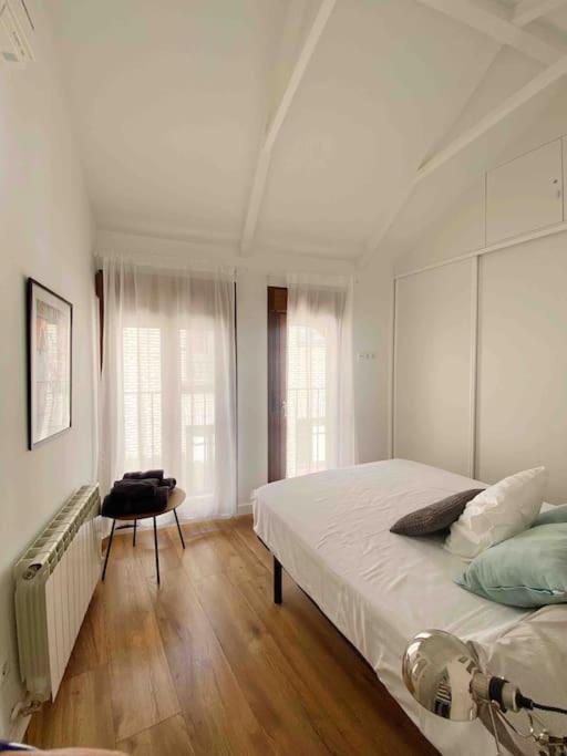 Atico En Toledo Con Terraza Apartment Bagian luar foto